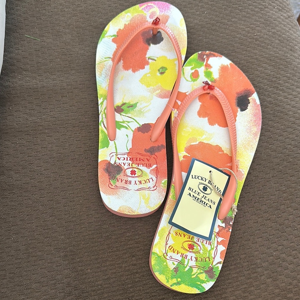 Lucky Brand Vibrant Floral Sandals